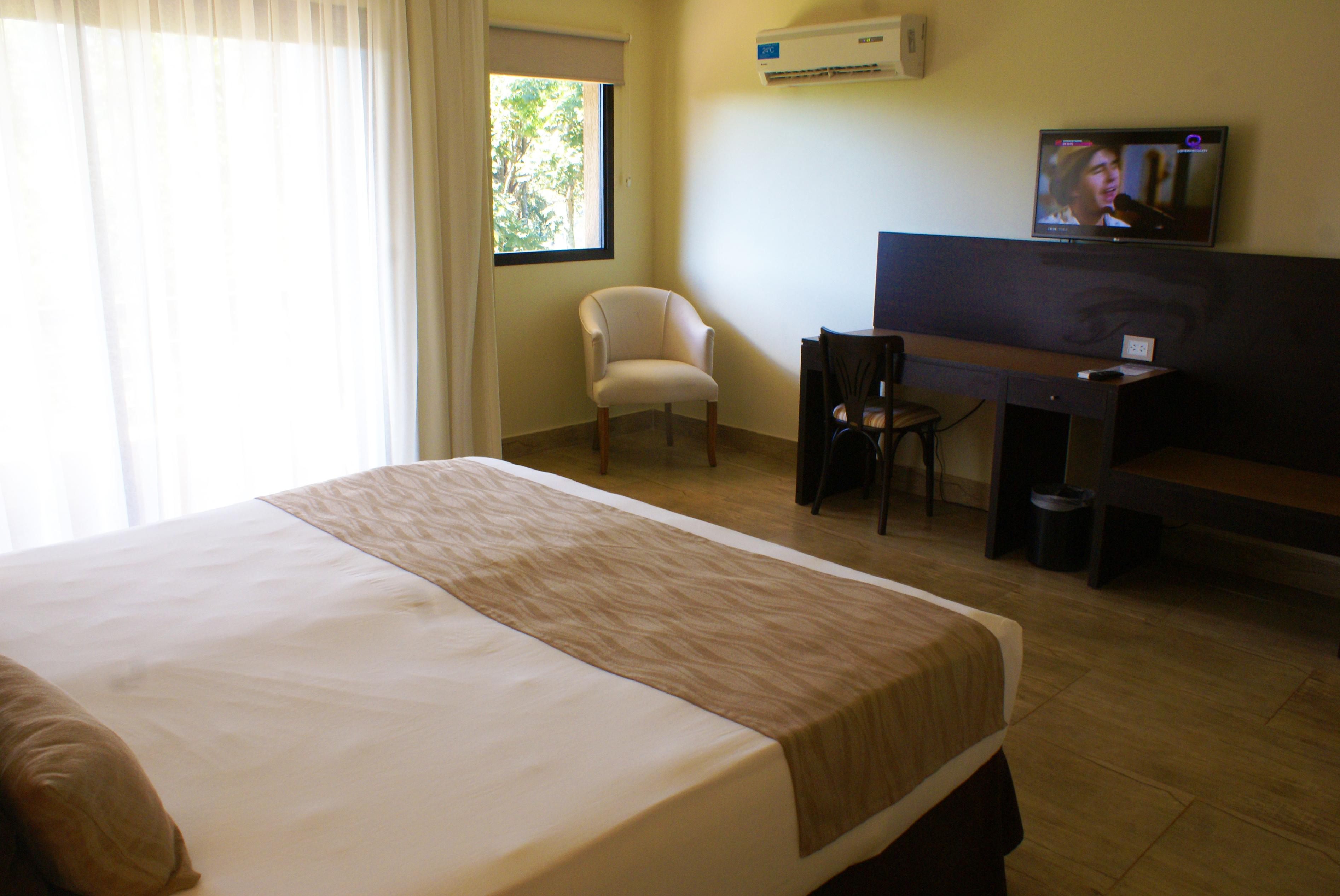 Pirayu Hotel & Resort Puerto Iguazú Esterno foto
